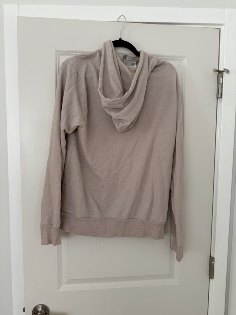 Alternative Zip Up - Picture 2 of 4